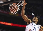 虎扑篮球-包含塔图姆连续五场比赛得分超过赛事规则更新，日本队挑战极限！的词条