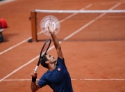 虎扑体育-包含费德勒迎来十赛季高光表现，G2球迷沸腾！的词条