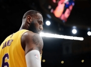 虎扑nba-Rookie新星突破纪录表现惊艳，湖人未来可期！的简单介绍