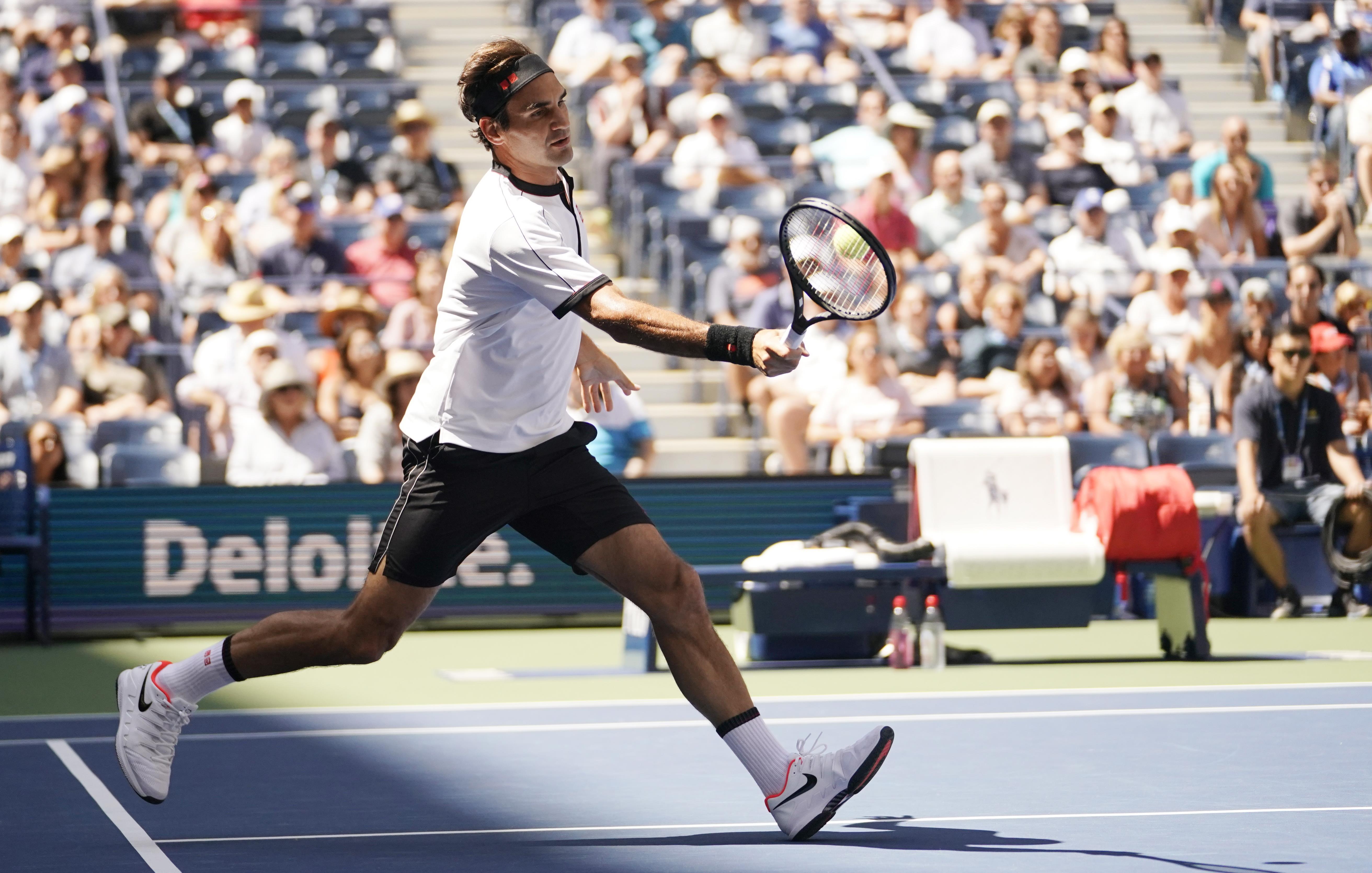 包含费德勒迎来十赛季高光表现,G2球迷沸腾!的词条 包含费德勒迎来十赛季高光表现,G2球迷沸腾!的词条